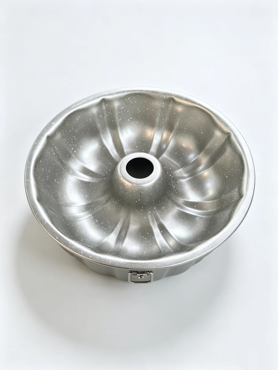 Fluted Carbon Steel Bundt Pan — food-grade bakeware wholesale, Shansen Bakeware factory