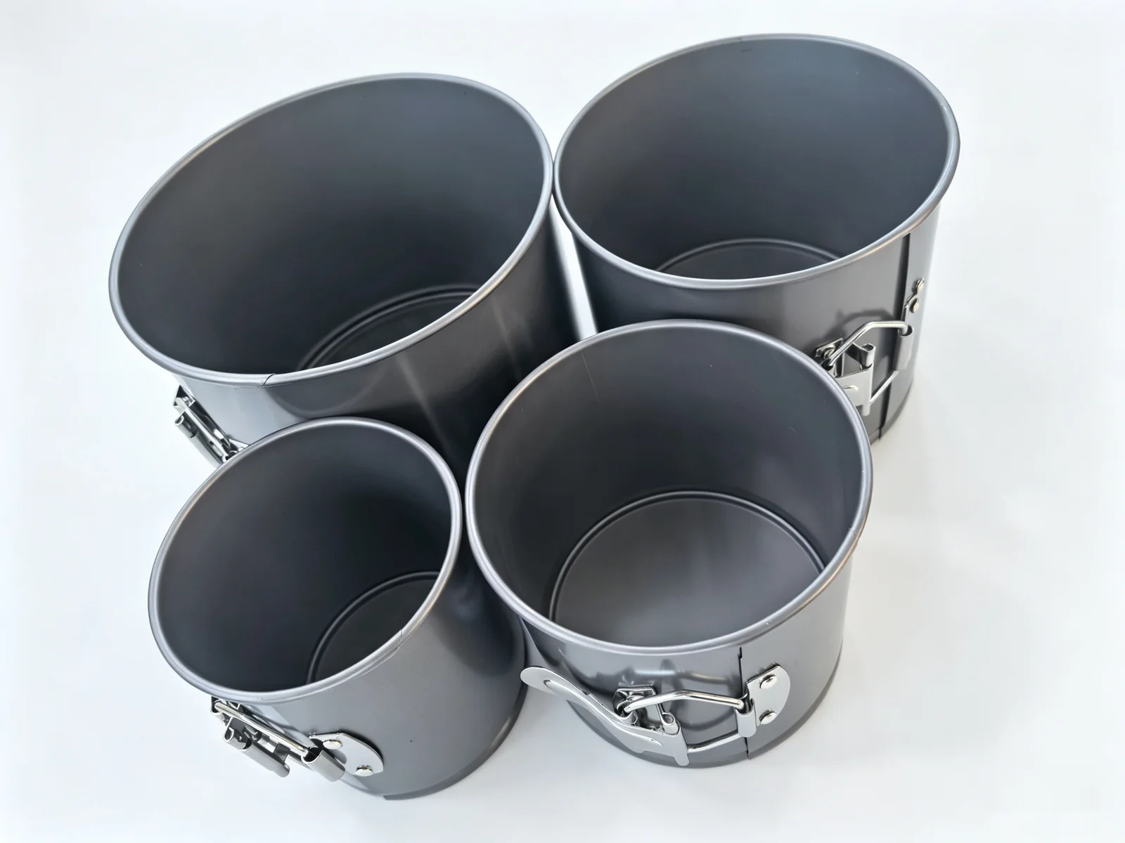 4-Piece Deep Springform Cake Tin Set — factory photo 2