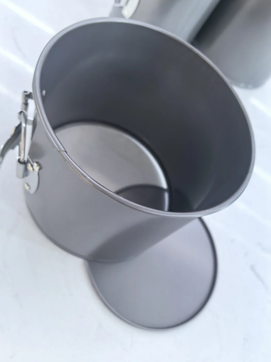 4-Piece Deep Springform Cake Tin Set — factory photo 4