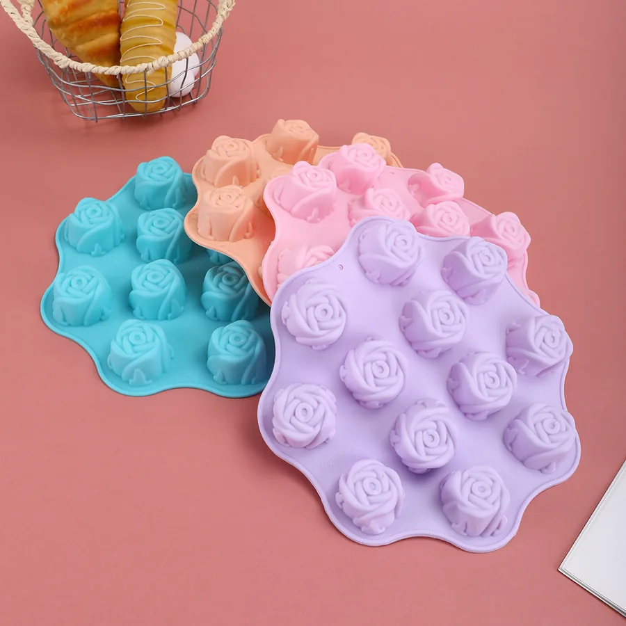 12-Cavity Rose Silicone Mould — factory photo 2