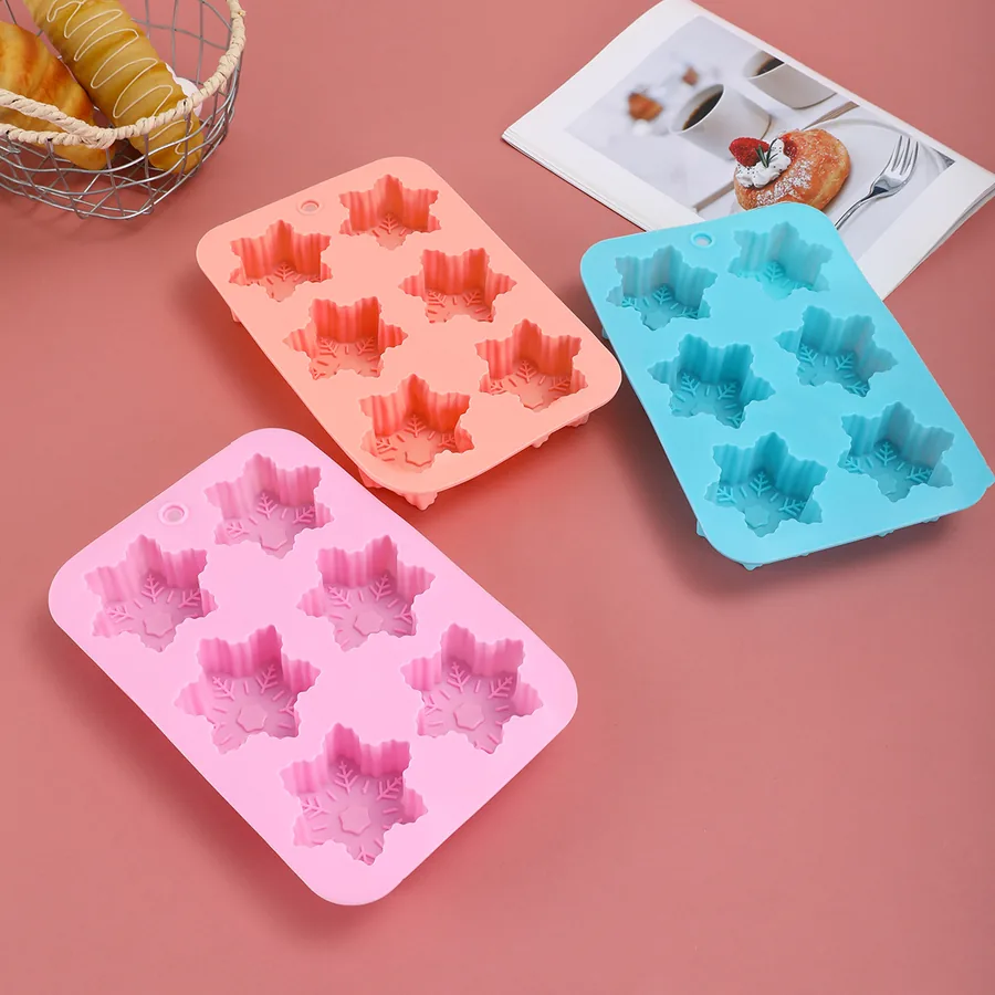 6-Cavity Snowflake Silicone Soap & Cake Mould