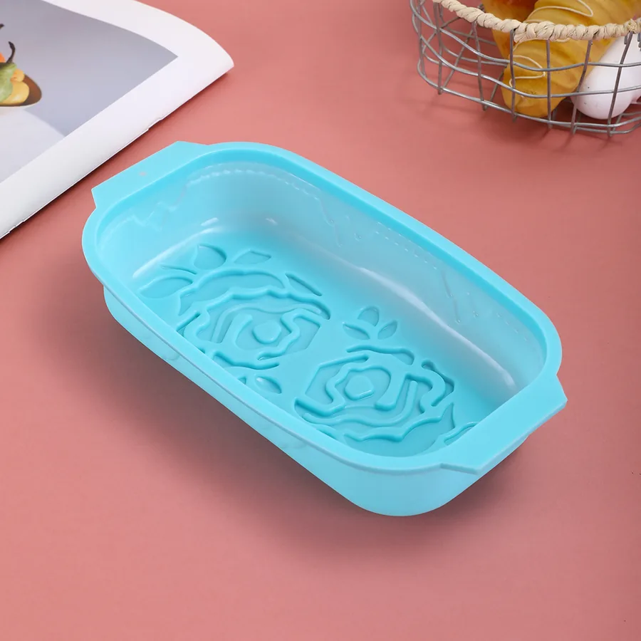 Rose-Pattern Silicone Loaf Pan — factory photo 3